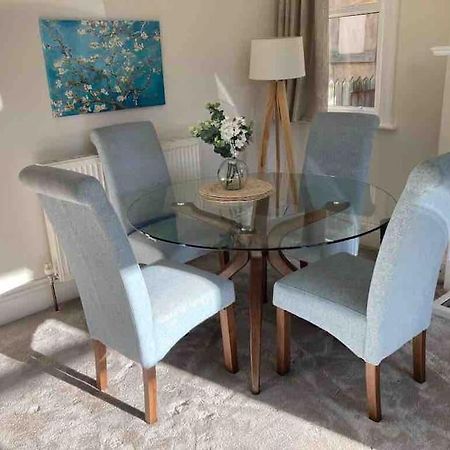 Garden Apartment, Central Harrogate With Parking Esterno foto